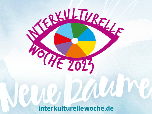 Logo Interkulturelle Woche 2023, Auge mit Schriftzug Interkulturelle Woche 2023, Neue Räume